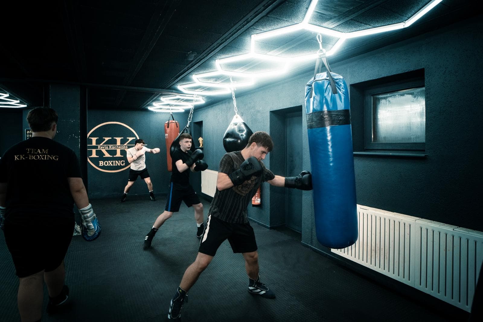 Anfänger Boxtraining am Sandsack bei KK Boxing Villingen-Schwenningen